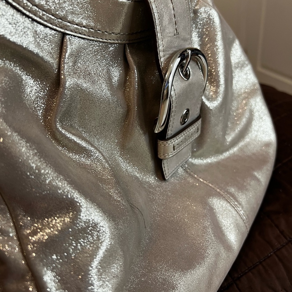 Coach handbag - Picture 3 of 16